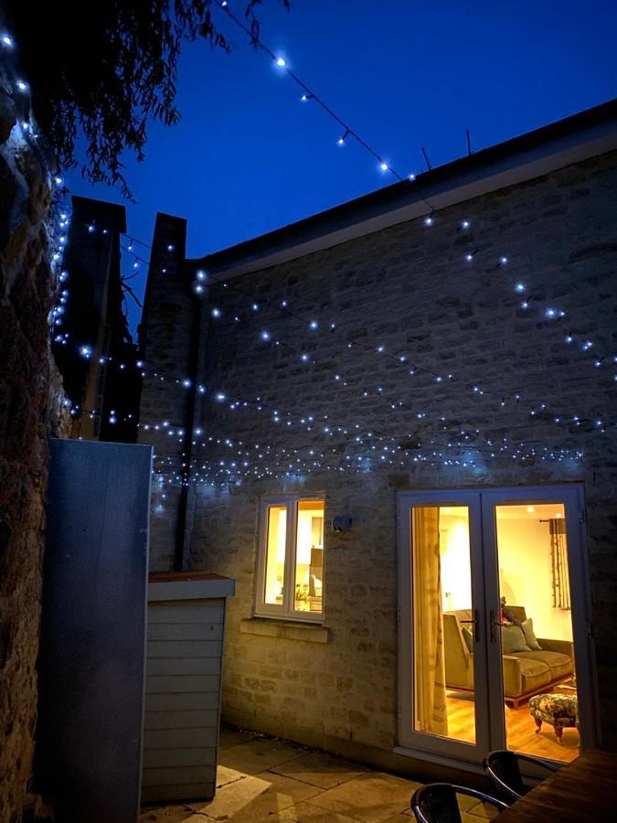 Burgess Yard 2-Bedroom Cottage, Bath Eksteriør billede